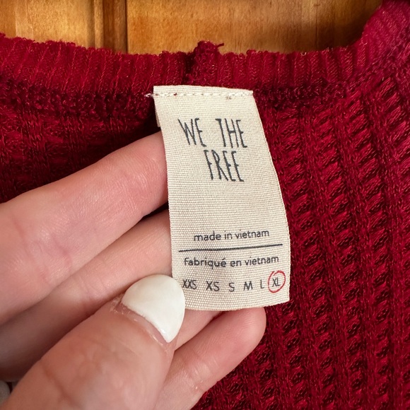 Free People Catalina V-Neck - Picture 6 of 9